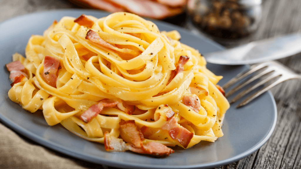 Espaguete à carbonara