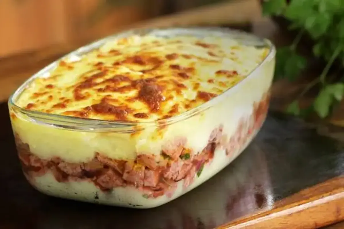 Escondidinho de Linguiça