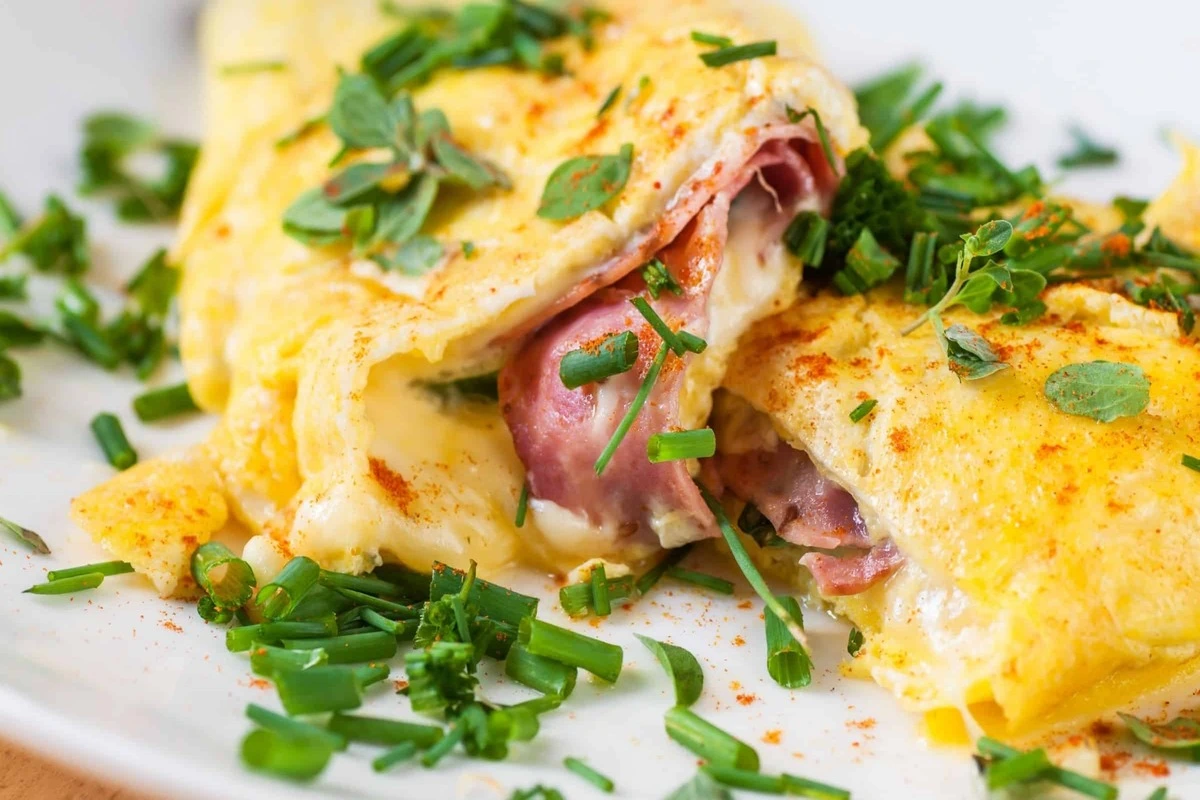 Receita de Omelete de queijo e presunto